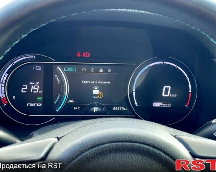 Белый Киа Niro, объемом двигателя 0.15 л и пробегом 66 тыс. км за 17500 $, фото 3 на Automoto.ua
