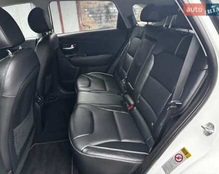 Белый Киа Niro, объемом двигателя 0 л и пробегом 160 тыс. км за 18850 $, фото 36 на Automoto.ua