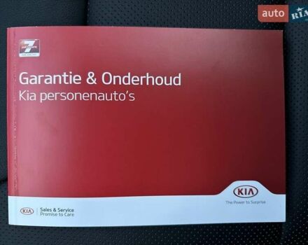 Білий Кіа Niro, об'ємом двигуна 0 л та пробігом 62 тис. км за 24400 $, фото 66 на Automoto.ua