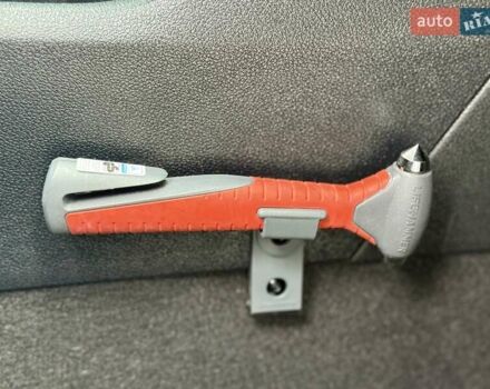 Білий Кіа Niro, об'ємом двигуна 0 л та пробігом 89 тис. км за 18950 $, фото 88 на Automoto.ua