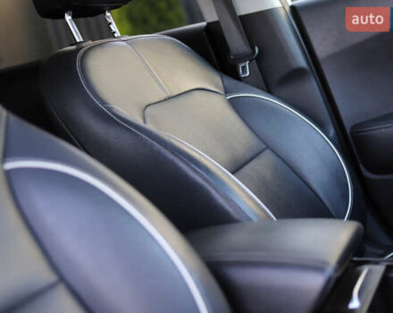 Белый Киа Niro, объемом двигателя 0 л и пробегом 80 тыс. км за 18800 $, фото 41 на Automoto.ua