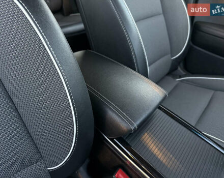 Білий Кіа Niro, об'ємом двигуна 0 л та пробігом 169 тис. км за 18200 $, фото 37 на Automoto.ua
