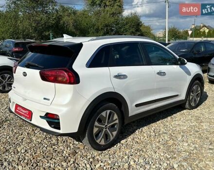 Білий Кіа Niro, об'ємом двигуна 0 л та пробігом 62 тис. км за 24400 $, фото 19 на Automoto.ua