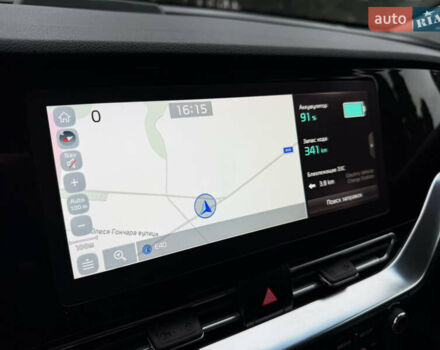 Білий Кіа Niro, об'ємом двигуна 0 л та пробігом 141 тис. км за 19499 $, фото 84 на Automoto.ua