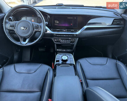 Киа Niro 2020 в Киеве на Automoto.ua Белый Киа Niro, объемом двигателя 0 л и пробегом 151 тыс. км за 19600 $, фото 20 на Automoto.ua