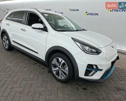 Білий Кіа Niro, об'ємом двигуна 0 л та пробігом 111 тис. км за 19846 $, фото 1 на Automoto.ua