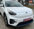 Білий Кіа Niro, об'ємом двигуна 0 л та пробігом 147 тис. км за 18800 $, фото 16 на Automoto.ua