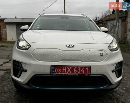 Белый Киа Niro, объемом двигателя 0 л и пробегом 160 тыс. км за 18850 $, фото 3 на Automoto.ua