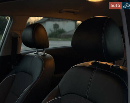 Киа Niro 2020 в Новой Ушице на Automoto.ua Белый Киа Niro, объемом двигателя 0 л и пробегом 152 тыс. км за 18500 $, фото 37 на Automoto.ua