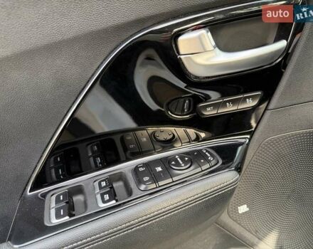 Белый Киа Niro, объемом двигателя 1.58 л и пробегом 200 тыс. км за 18600 $, фото 17 на Automoto.ua