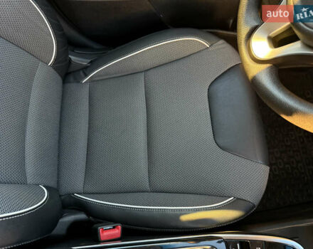 Білий Кіа Niro, об'ємом двигуна 0 л та пробігом 169 тис. км за 18200 $, фото 18 на Automoto.ua