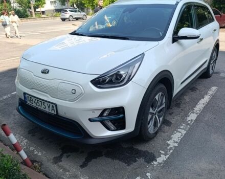 Белый Киа Niro, объемом двигателя 0 л и пробегом 120 тыс. км за 21000 $, фото 1 на Automoto.ua