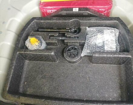 Белый Киа Niro, объемом двигателя 0 л и пробегом 200 тыс. км за 19000 $, фото 12 на Automoto.ua