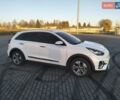 Білий Кіа Niro, об'ємом двигуна 0 л та пробігом 66 тис. км за 19000 $, фото 7 на Automoto.ua