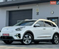 Білий Кіа Niro, об'ємом двигуна 0 л та пробігом 62 тис. км за 19500 $, фото 5 на Automoto.ua