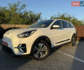 Білий Кіа Niro, об'ємом двигуна 0 л та пробігом 169 тис. км за 18200 $, фото 8 на Automoto.ua