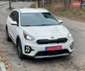 Білий Кіа Niro, об'ємом двигуна 1.6 л та пробігом 215 тис. км за 16800 $, фото 3 на Automoto.ua