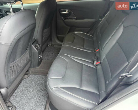 Белый Киа Niro, объемом двигателя 0 л и пробегом 152 тыс. км за 20400 $, фото 24 на Automoto.ua