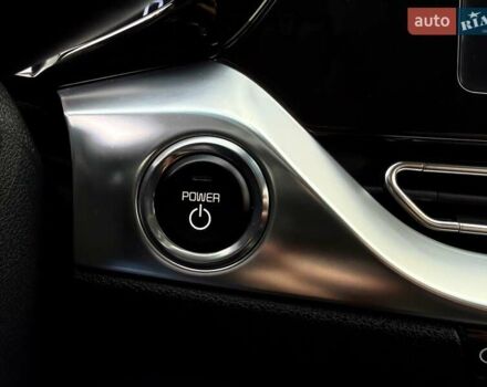 Білий Кіа Niro, об'ємом двигуна 0 л та пробігом 89 тис. км за 18950 $, фото 68 на Automoto.ua