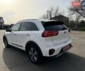 Белый Киа Niro, объемом двигателя 1.58 л и пробегом 200 тыс. км за 18600 $, фото 11 на Automoto.ua