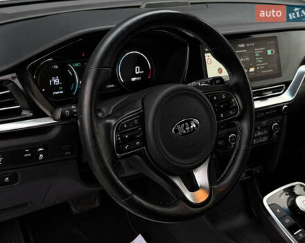 Белый Киа Niro, объемом двигателя 0 л и пробегом 172 тыс. км за 17500 $, фото 44 на Automoto.ua