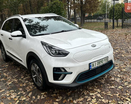 Киа Niro 2020 в Ирпене на Automoto.ua Белый Киа Niro, объемом двигателя 0 л и пробегом 79 тыс. км за 21000 $, фото 11 на Automoto.ua