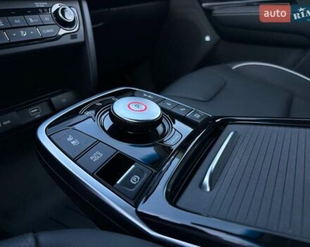 Білий Кіа Niro, об'ємом двигуна 0 л та пробігом 62 тис. км за 24400 $, фото 60 на Automoto.ua