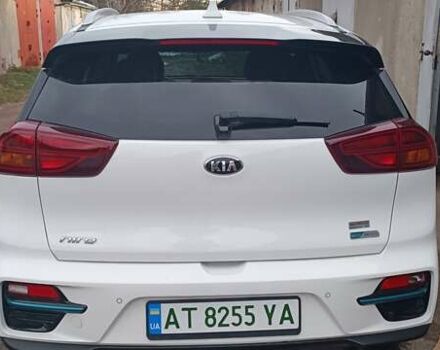 Белый Киа Niro, объемом двигателя 0 л и пробегом 144 тыс. км за 18800 $, фото 25 на Automoto.ua