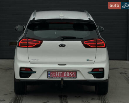 Белый Киа Niro, объемом двигателя 0 л и пробегом 172 тыс. км за 17500 $, фото 11 на Automoto.ua