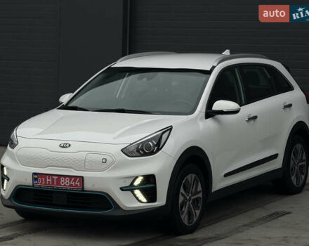 Белый Киа Niro, объемом двигателя 0 л и пробегом 172 тыс. км за 17500 $, фото 1 на Automoto.ua