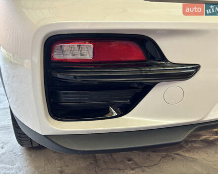 Белый Киа Niro, объемом двигателя 0 л и пробегом 117 тыс. км за 20066 $, фото 10 на Automoto.ua