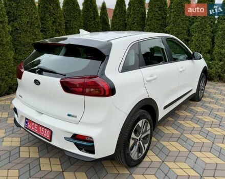 Белый Киа Niro, объемом двигателя 0 л и пробегом 65 тыс. км за 19300 $, фото 36 на Automoto.ua