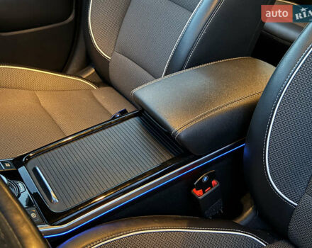 Белый Киа Niro, объемом двигателя 0 л и пробегом 152 тыс. км за 18200 $, фото 39 на Automoto.ua