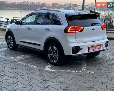 Белый Киа Niro, объемом двигателя 0 л и пробегом 103 тыс. км за 19500 $, фото 13 на Automoto.ua