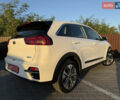 Білий Кіа Niro, об'ємом двигуна 0 л та пробігом 169 тис. км за 18200 $, фото 15 на Automoto.ua