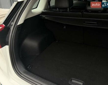 Белый Киа Niro, объемом двигателя 0 л и пробегом 172 тыс. км за 17500 $, фото 25 на Automoto.ua