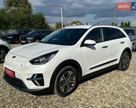 Білий Кіа Niro, об'ємом двигуна 0 л та пробігом 62 тис. км за 24400 $, фото 15 на Automoto.ua