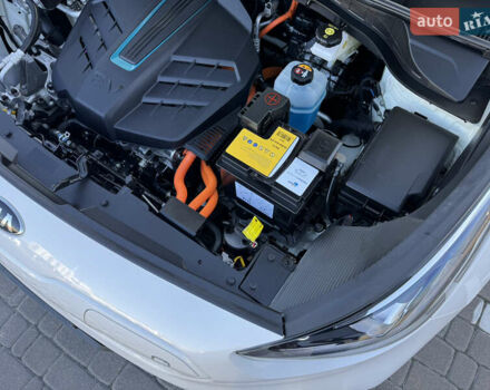 Киа Niro 2020 в Киеве на Automoto.ua Белый Киа Niro, объемом двигателя 0 л и пробегом 151 тыс. км за 19600 $, фото 54 на Automoto.ua