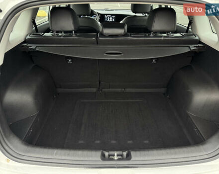 Киа Niro 2020 в Киеве на Automoto.ua Белый Киа Niro, объемом двигателя 0 л и пробегом 171 тыс. км за 18300 $, фото 39 на Automoto.ua