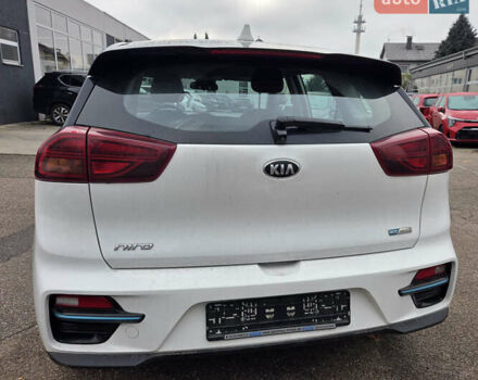 Белый Киа Niro, объемом двигателя 0 л и пробегом 150 тыс. км за 17900 $, фото 12 на Automoto.ua