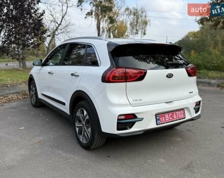 Білий Кіа Niro, об'ємом двигуна 0 л та пробігом 168 тис. км за 18455 $, фото 3 на Automoto.ua