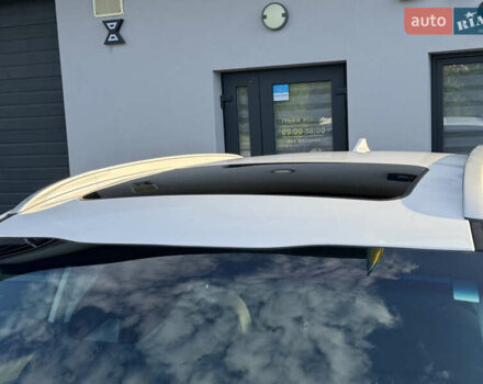 Білий Кіа Niro, об'ємом двигуна 0 л та пробігом 62 тис. км за 19500 $, фото 15 на Automoto.ua
