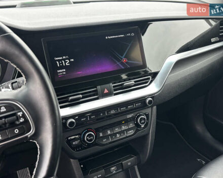 Білий Кіа Niro, об'ємом двигуна 0 л та пробігом 124 тис. км за 20400 $, фото 31 на Automoto.ua