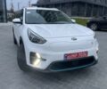 Білий Кіа Niro, об'ємом двигуна 0 л та пробігом 106 тис. км за 19500 $, фото 2 на Automoto.ua