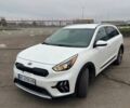 Білий Кіа Niro, об'ємом двигуна 1.58 л та пробігом 73 тис. км за 18700 $, фото 1 на Automoto.ua