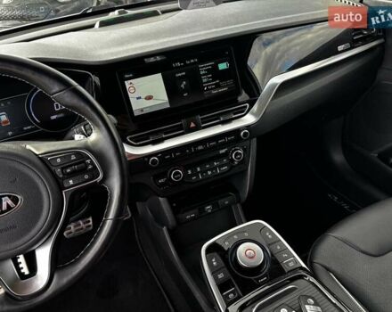 Киа Niro 2020 в Львове на Automoto.ua Белый Киа Niro, объемом двигателя 0 л и пробегом 95 тыс. км за 20450 $, фото 38 на Automoto.ua