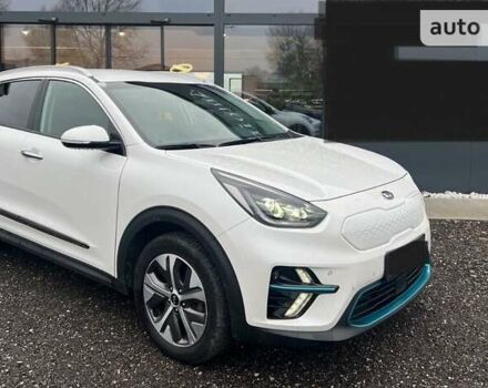 Білий Кіа Niro, об'ємом двигуна 0 л та пробігом 60 тис. км за 26300 $, фото 1 на Automoto.ua