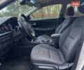 Білий Кіа Niro, об'ємом двигуна 1.6 л та пробігом 215 тис. км за 16800 $, фото 22 на Automoto.ua