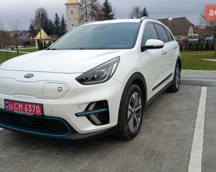 Білий Кіа Niro, об'ємом двигуна 0 л та пробігом 127 тис. км за 19999 $, фото 45 на Automoto.ua
