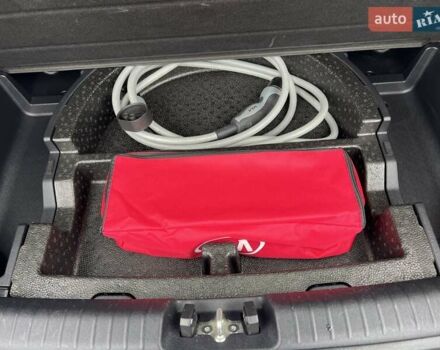 Белый Киа Niro, объемом двигателя 0 л и пробегом 146 тыс. км за 19799 $, фото 27 на Automoto.ua